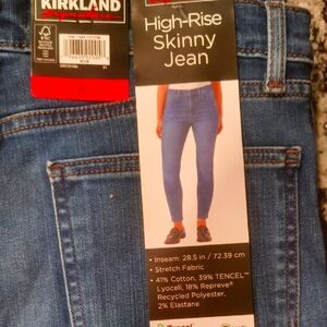 Kirkland size 8 high-rise stretch 5 pocket skinny jean